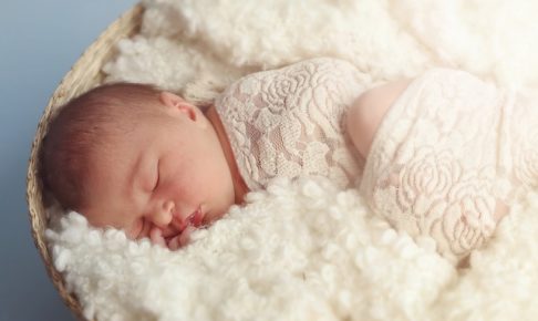 赤ちゃんがすぐ寝るYoutube音楽７種！寝かしつけおすすめ度ランキング
